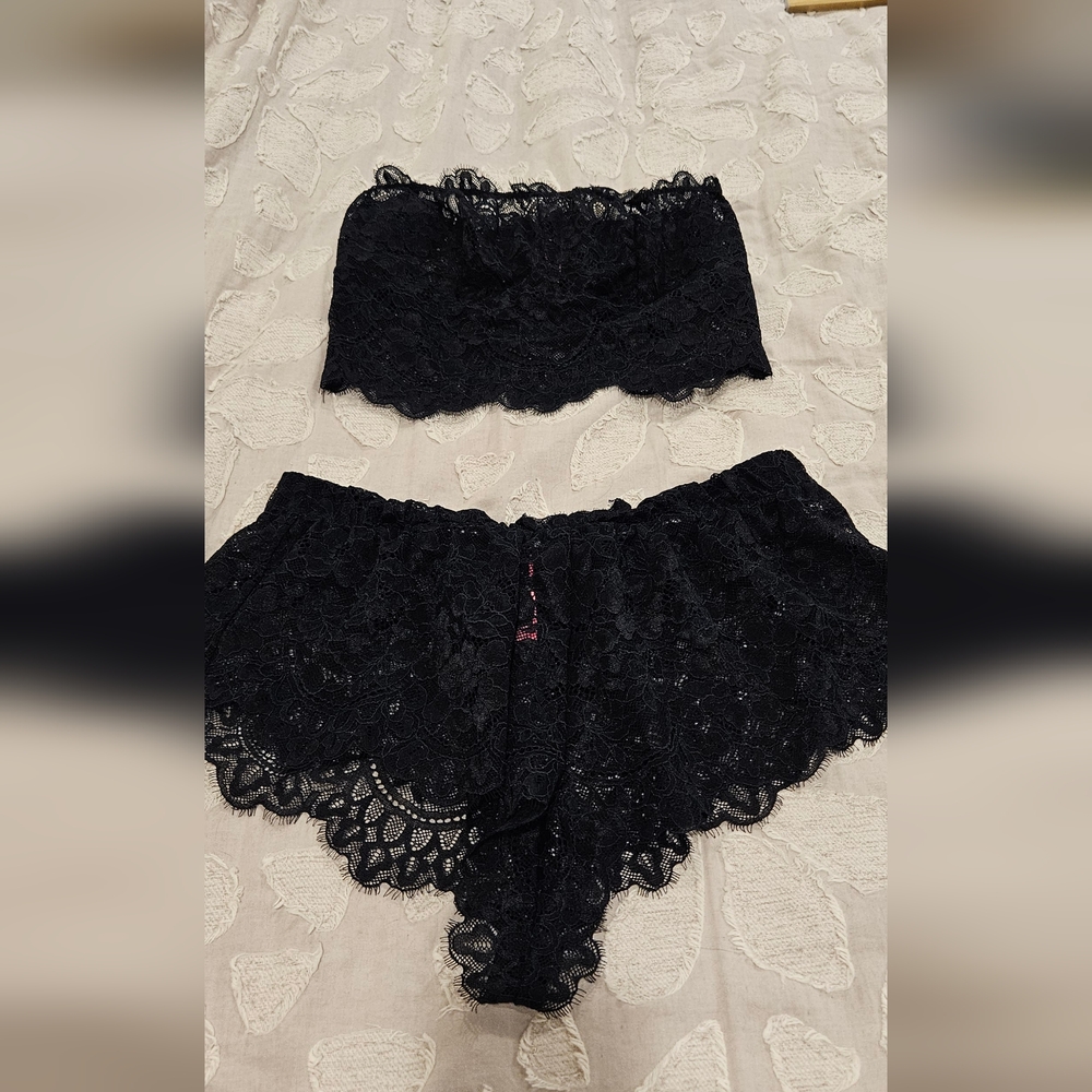 La SENZA Black Lace Bandeau Intimates